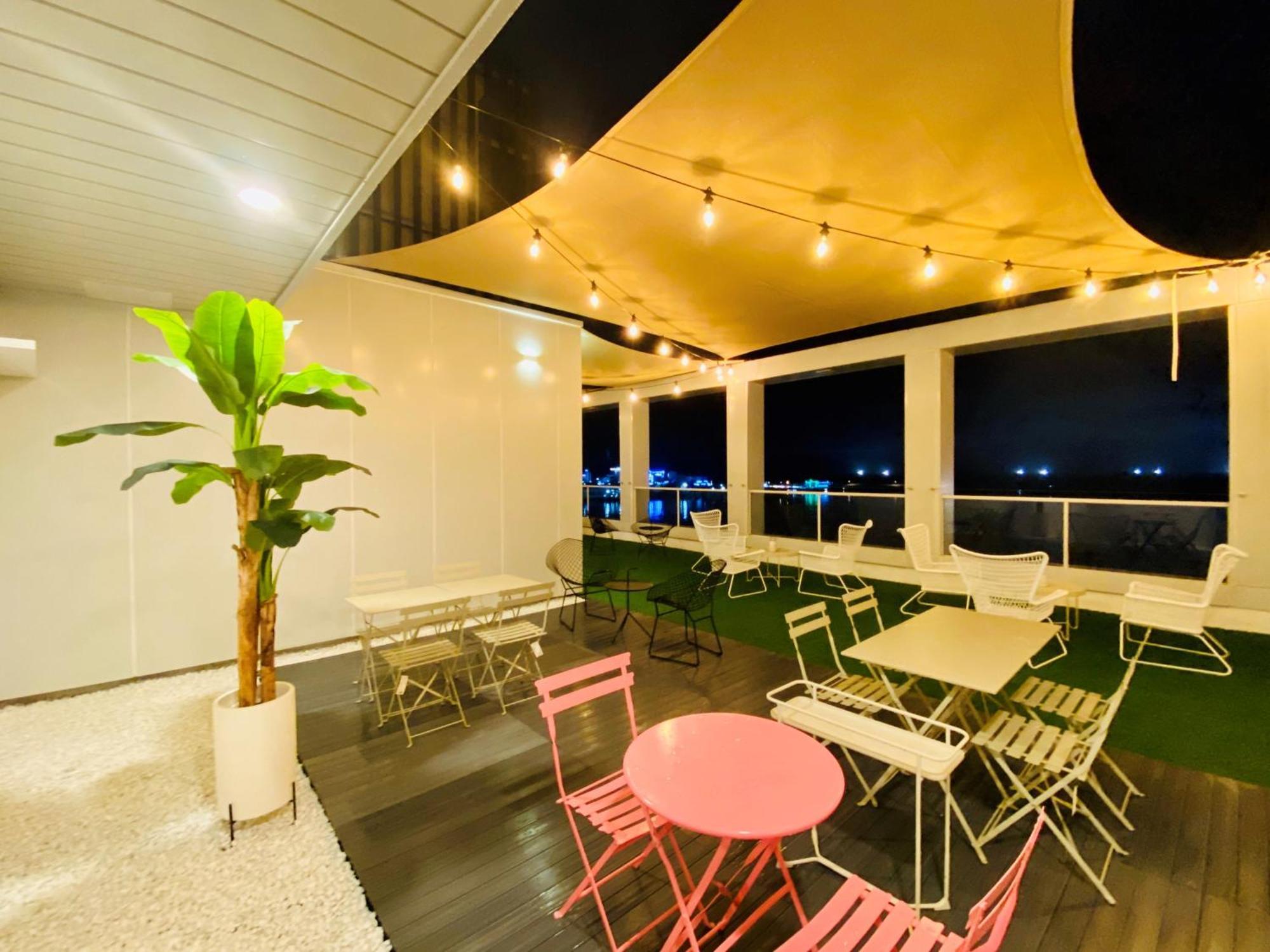 Stay Hostel Сокчхо Экстерьер фото