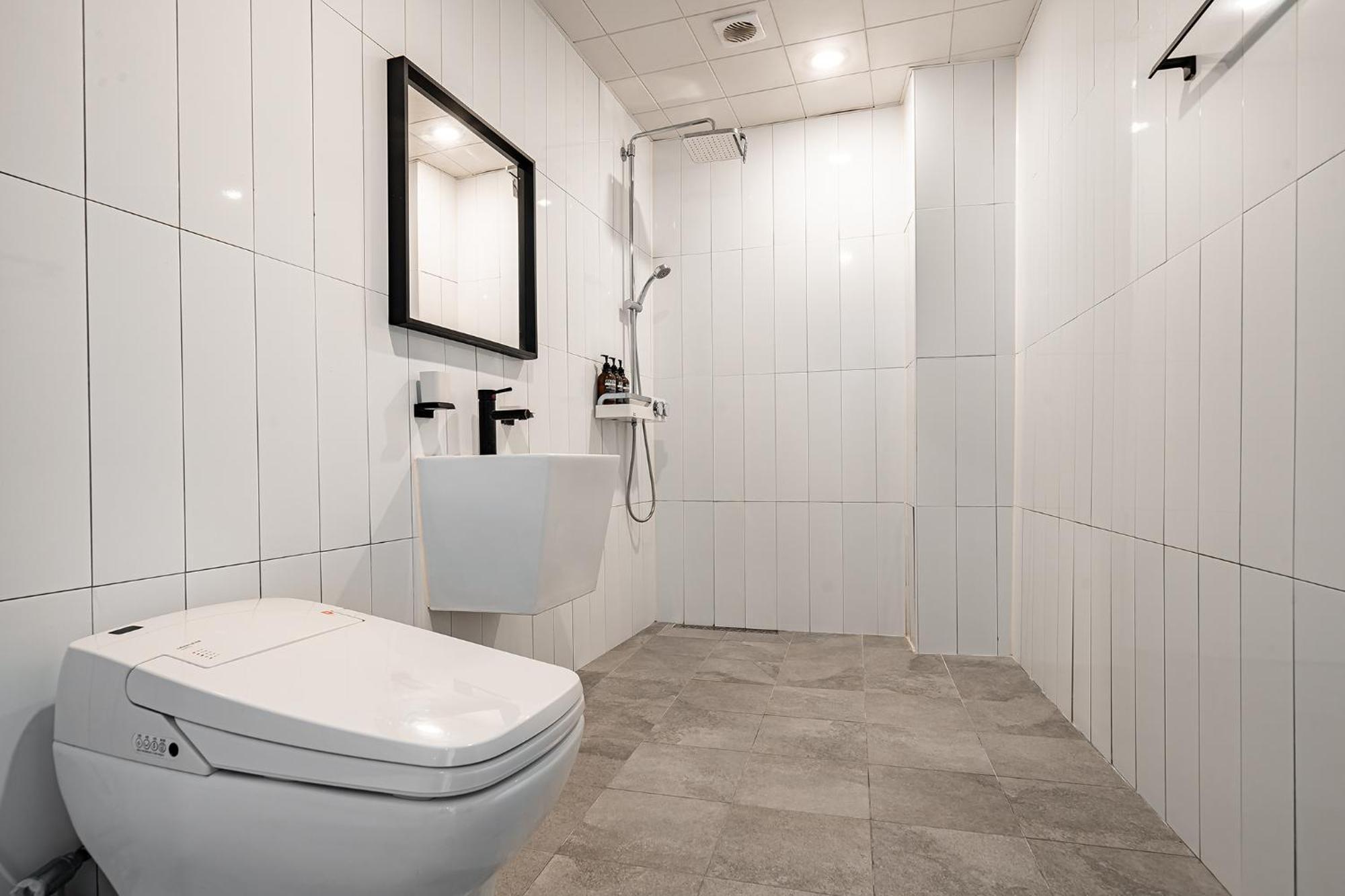 Stay Hostel Сокчхо Экстерьер фото
